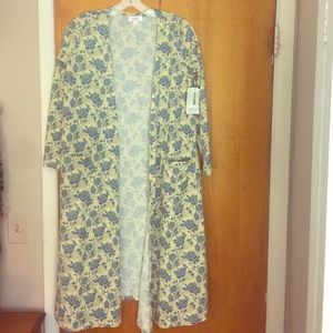 🌹 HTF Beauty And The Beast Roses Sarah 🌹